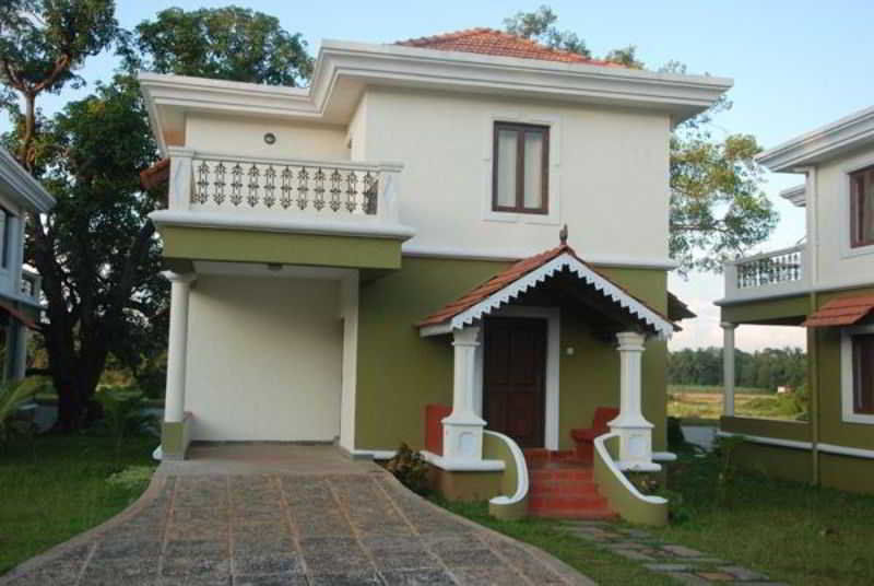 White Square Nirvana, Parra Mapusa Eksteriør bilde
